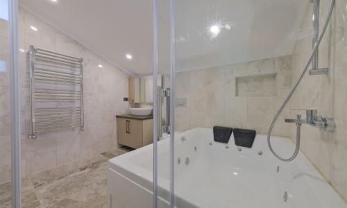 Villa La Casa Rosa — 95