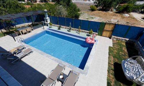 Villa Last Summer — 26