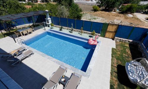Villa Last Summer — 23