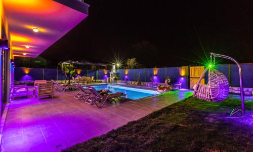 Villa Last Summer — 9