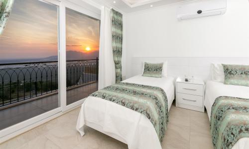 Villa Lavinia — 22