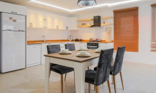 Villa Lavinia — 16