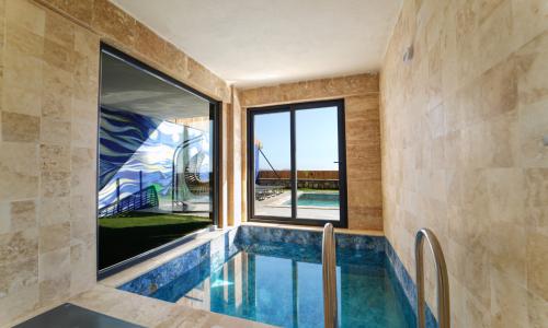 Villa Legendary 2 — 64