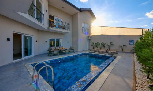 Villa Albatros 1 — 2