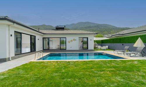 Villa Libertas 1