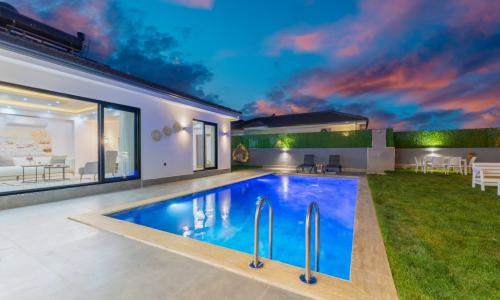 Villa Libertas 1 — 9