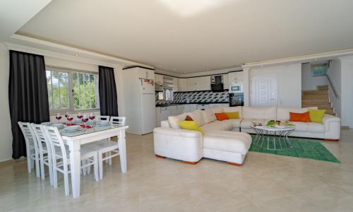 Villa Lina — 36