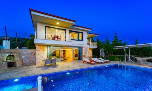 Villa Lina — 18