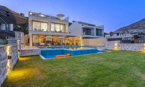 Villa Lion — 15