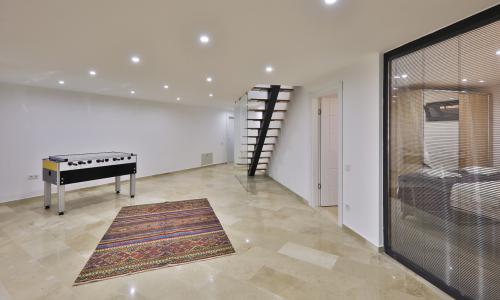 Villa Loca — 36