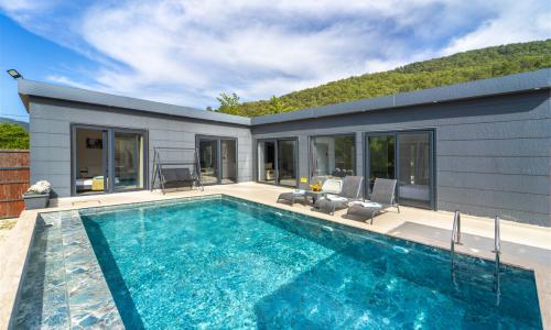Villa Loçka — 5