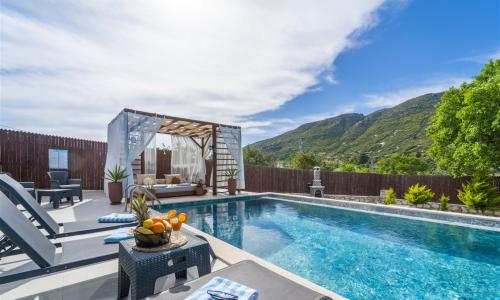 Villa Loçka — 10