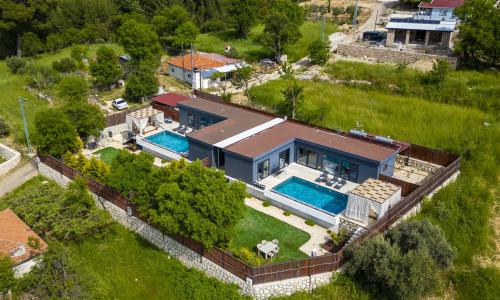 Villa Loçka — 60