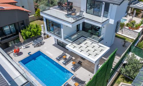 Villa Lovelet 1 — 28