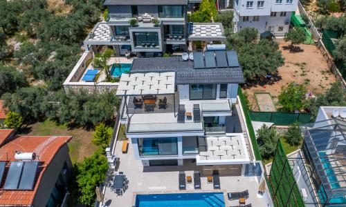Villa Lovelet 1 — 35
