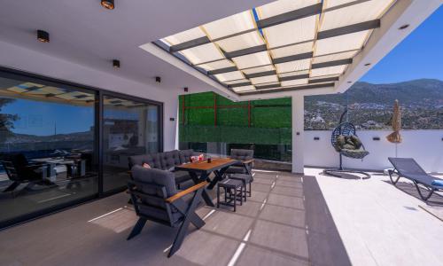 Villa Lovelet 2 — 40
