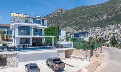 Villa Lovelet 2 — 77