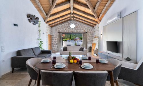 Villa Loya — 24