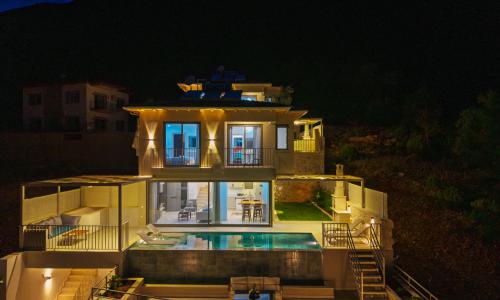 Villa Lumina — 11