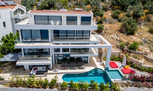 Villa Lumineux — 4