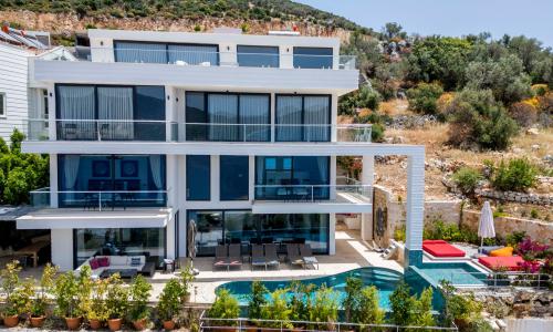 Villa Lumineux — 2