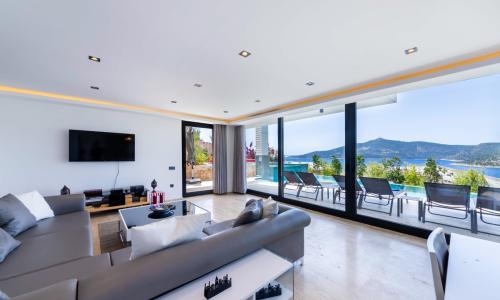 Villa Lumineux — 43