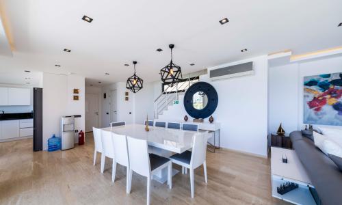Villa Lumineux — 51
