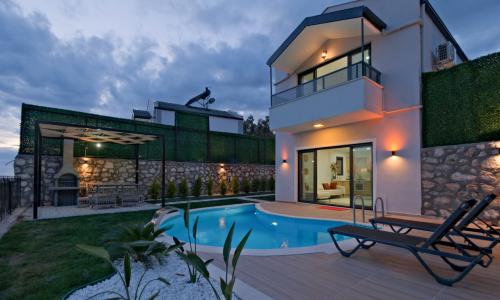 Villa Luna — 3