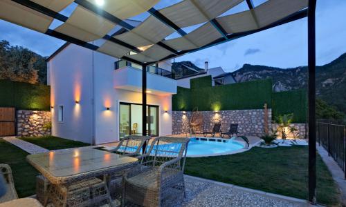 Villa Luna — 42