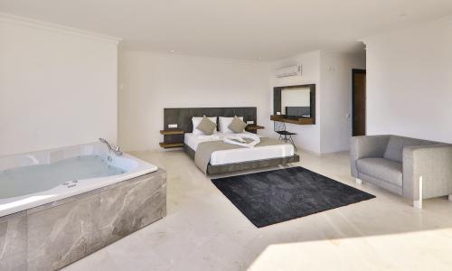 Villa Luxury — 23