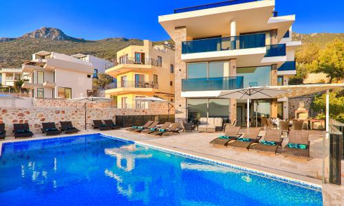 Villa Luxury — 3