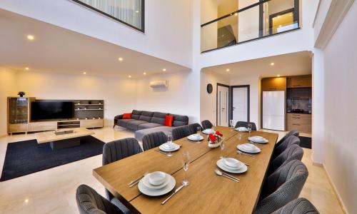 Villa Luxury — 55