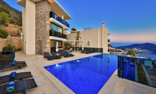 Villa Luxury — 17
