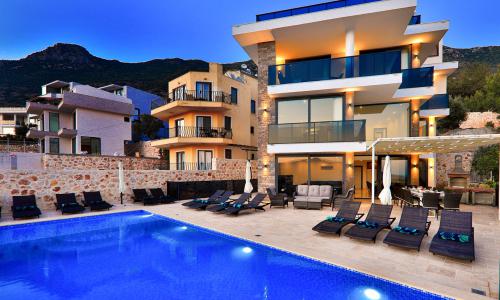 Villa Luxury — 2