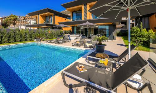 Villa Piazza — 13