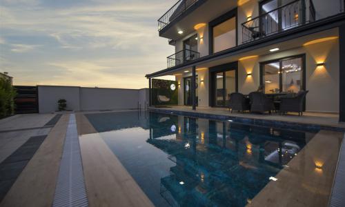 Villa Malibu — 2
