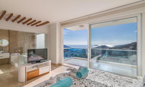 Villa Maribel — 26