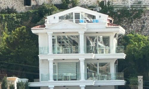 Villa Mavi Su 2 — 2