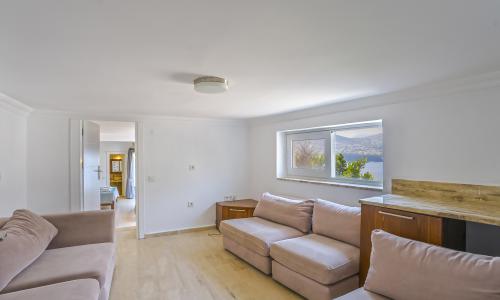 Villa Mavna — 73