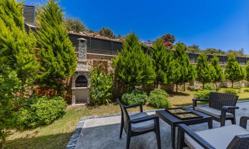 Villa Melida Trio — 64