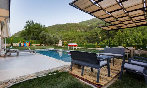 Villa Menesa — 23