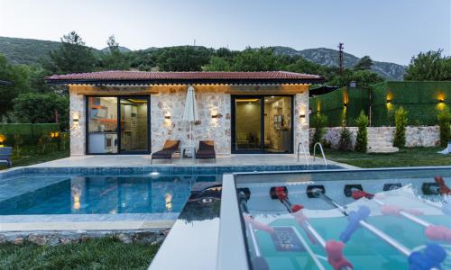 Villa Menesa — 12