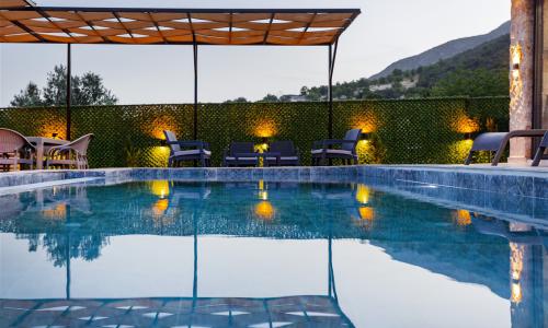 Villa Menesa — 10