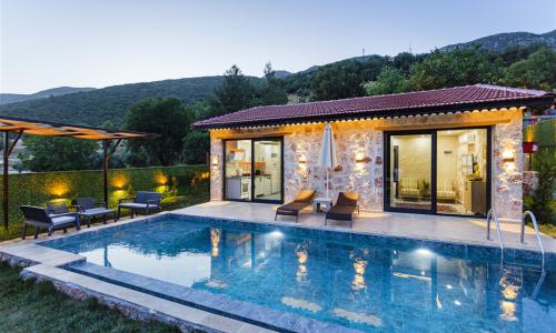 Villa Menesa — 8