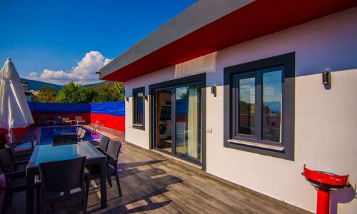 Villa Meyra — 10