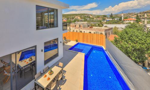 Villa Metaverse — 12