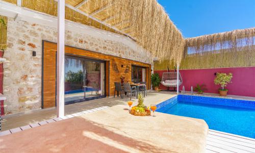 Villa Mira Queen — 2