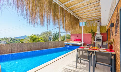 Villa Mira Queen — 6