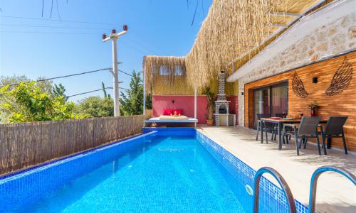 Villa Mira Queen — 9