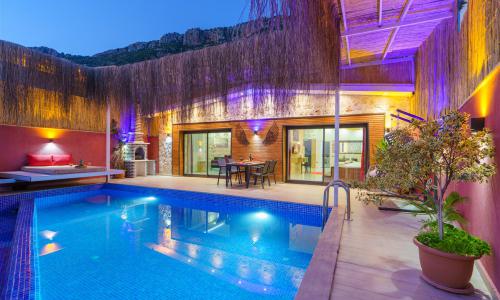 Villa Mira Queen — 19